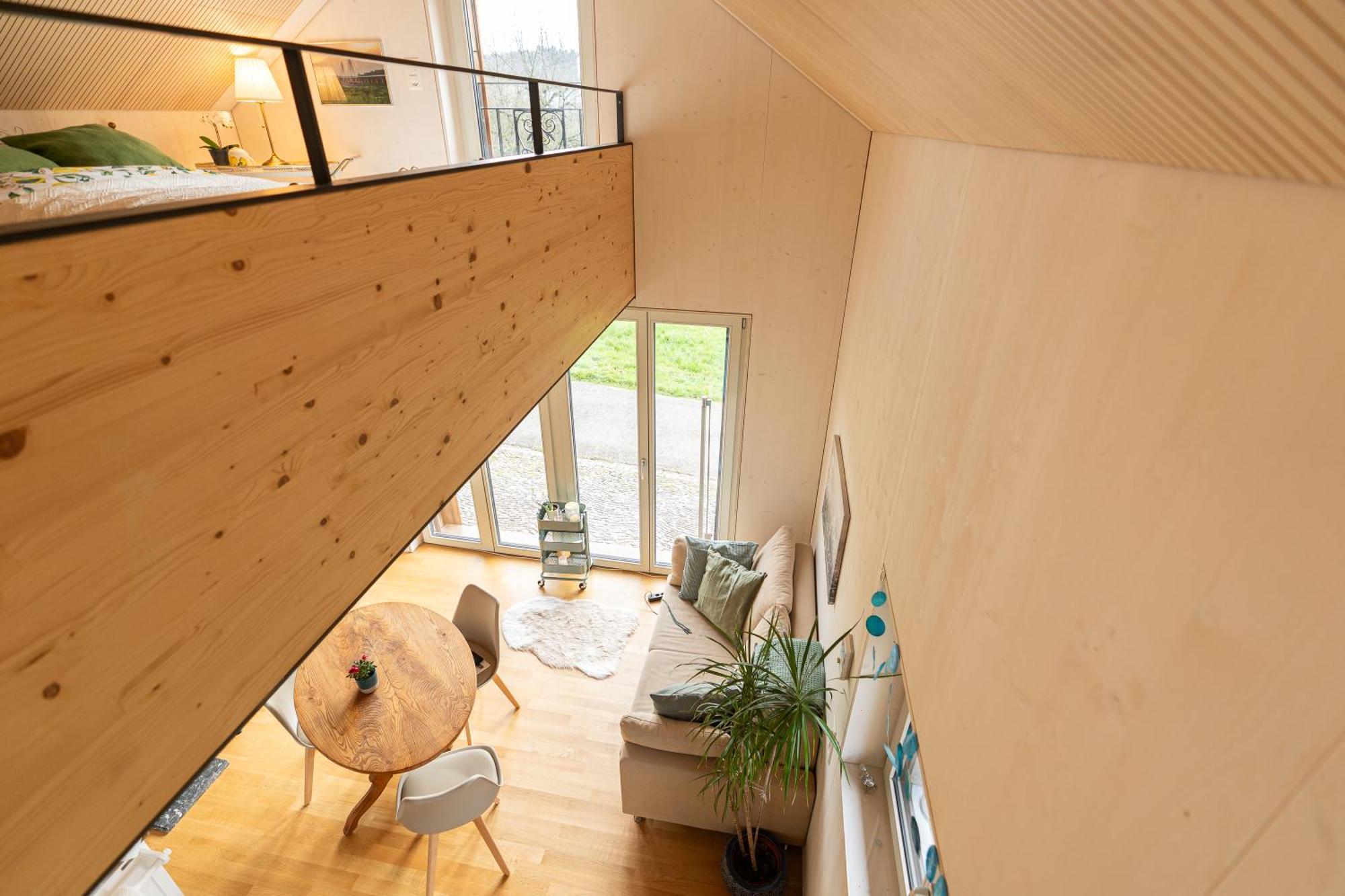 ברוג Tiny House Chez Claudine - Relaxen, Workspace, Naehe Thermen, Netflix, Free Parking & Wifi מראה חיצוני תמונה