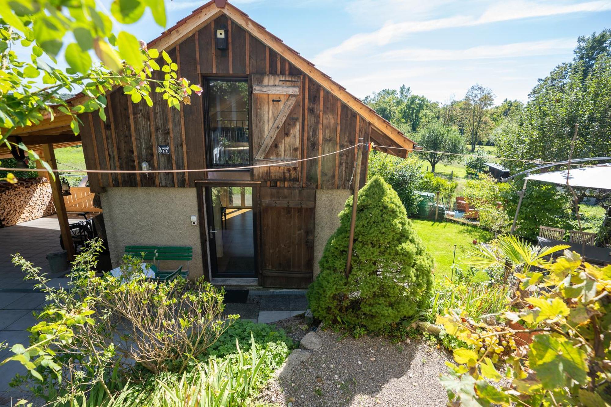 ברוג Tiny House Chez Claudine - Relaxen, Workspace, Naehe Thermen, Netflix, Free Parking & Wifi מראה חיצוני תמונה