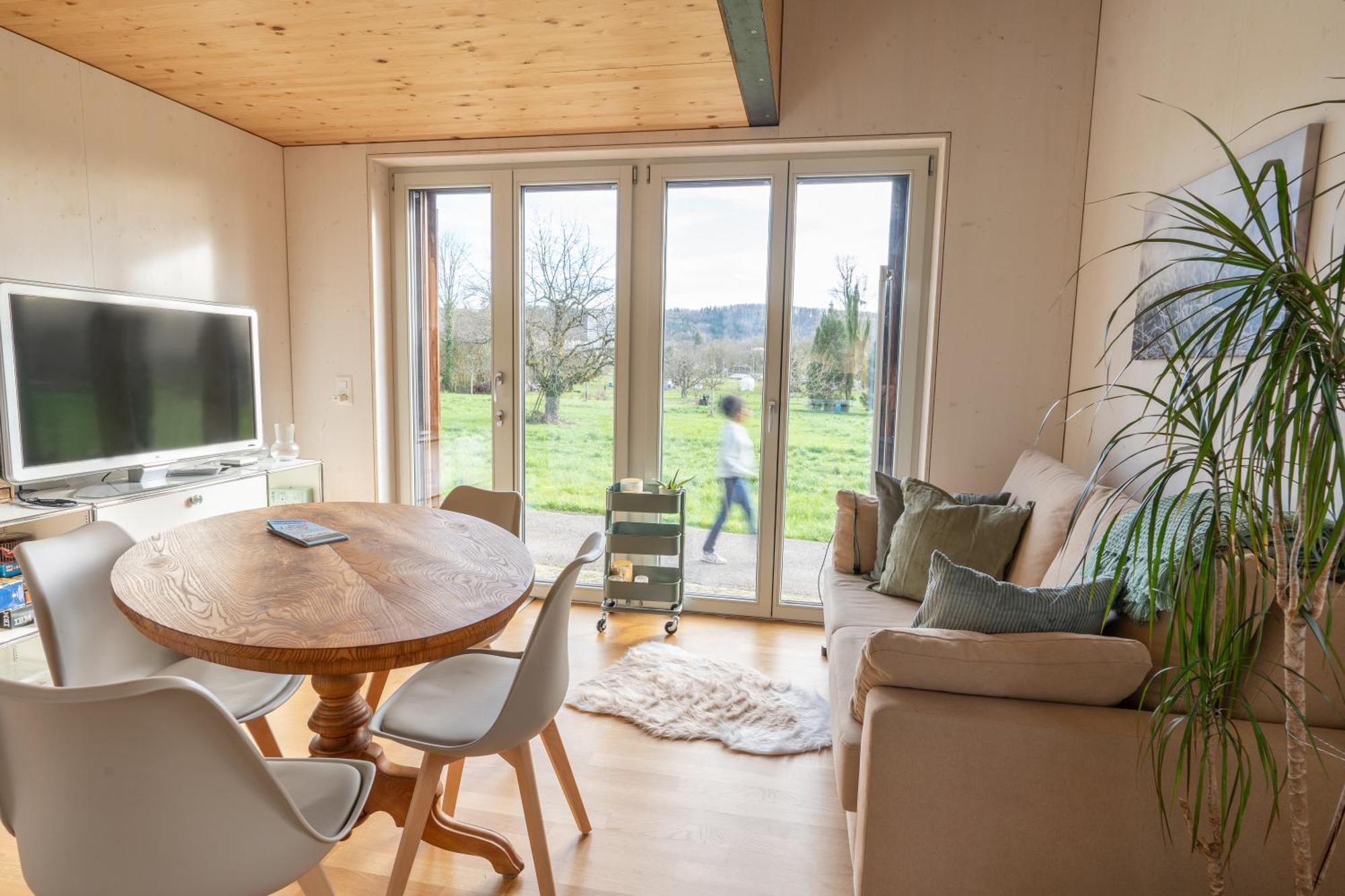ברוג Tiny House Chez Claudine - Relaxen, Workspace, Naehe Thermen, Netflix, Free Parking & Wifi מראה חיצוני תמונה