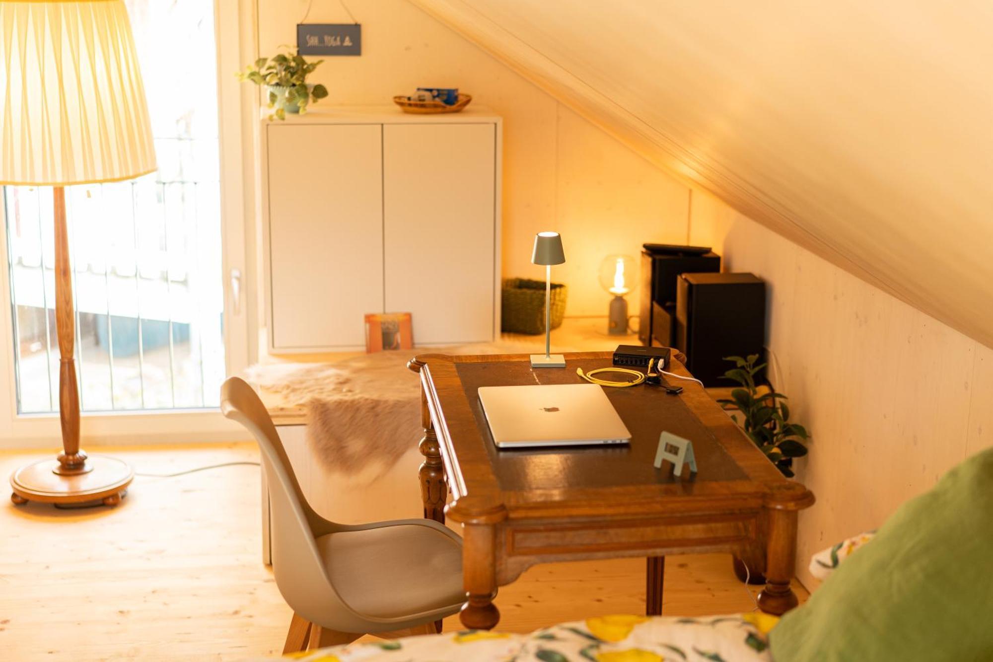 ברוג Tiny House Chez Claudine - Relaxen, Workspace, Naehe Thermen, Netflix, Free Parking & Wifi מראה חיצוני תמונה
