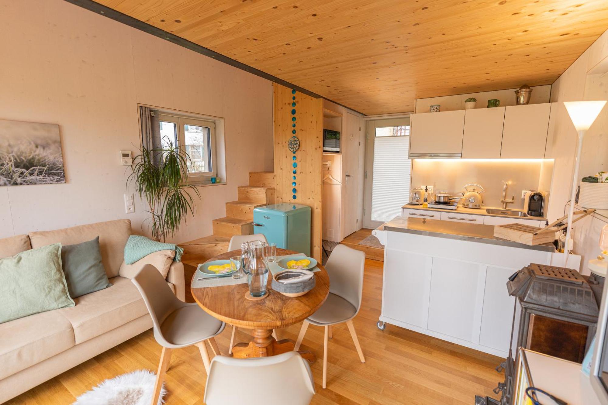 ברוג Tiny House Chez Claudine - Relaxen, Workspace, Naehe Thermen, Netflix, Free Parking & Wifi מראה חיצוני תמונה